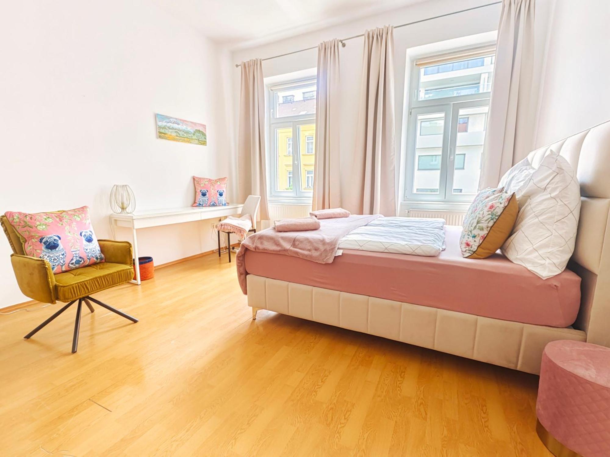 The Rose Apartment - Near Schoenbrunn Palace Wenen Buitenkant foto